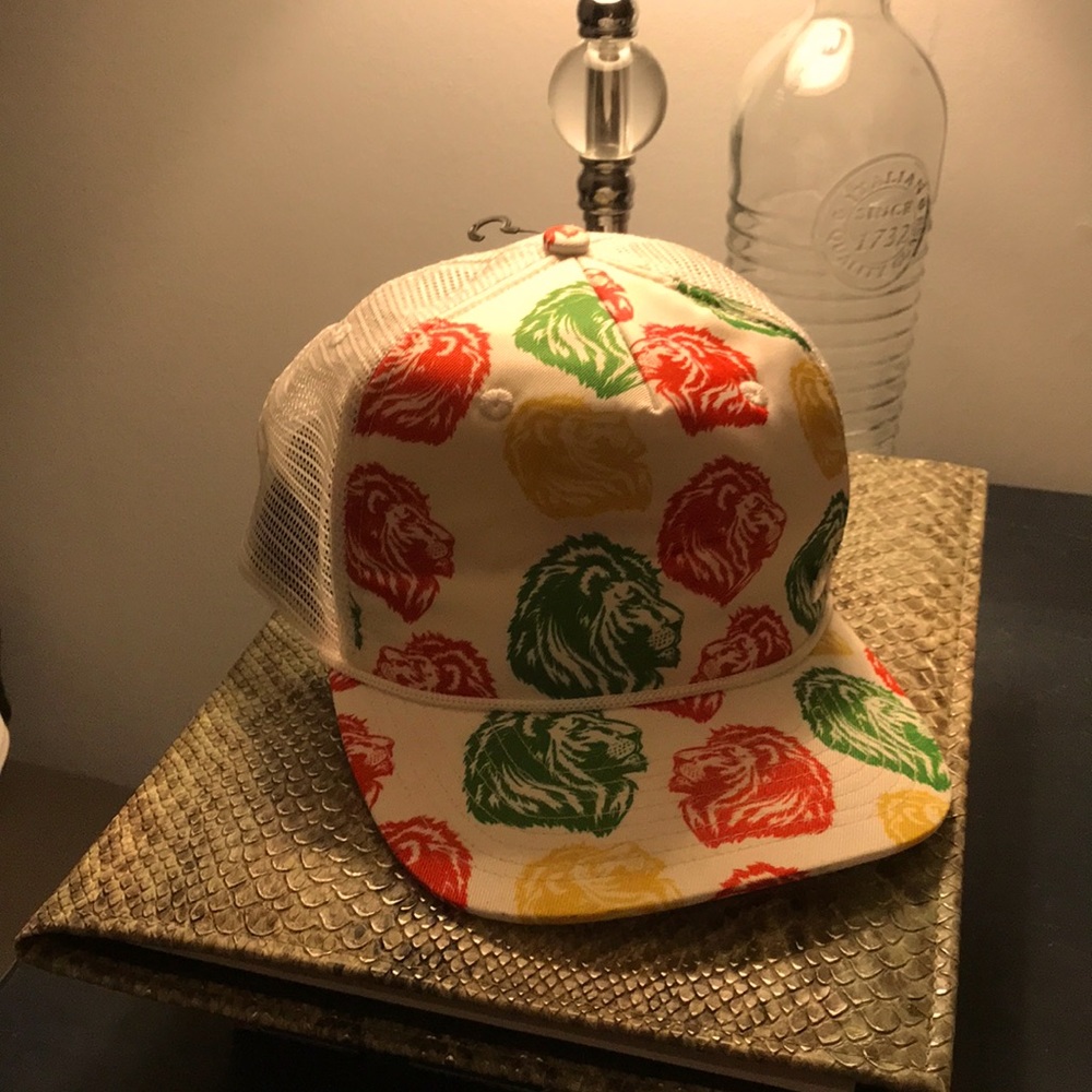 No Bad Ideas HAT